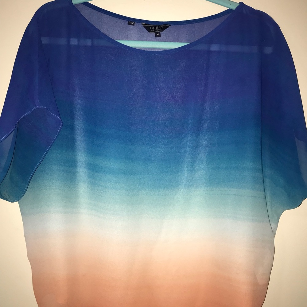 Guess top sheer size M